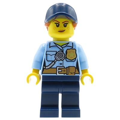 Minifigurka LEGO kobieta oficer policji / policjantka - niebieska koszula ze złotą odznaką i radiem, granatowe spodnie, granatowa czapka z daszkiem, rude włosy
