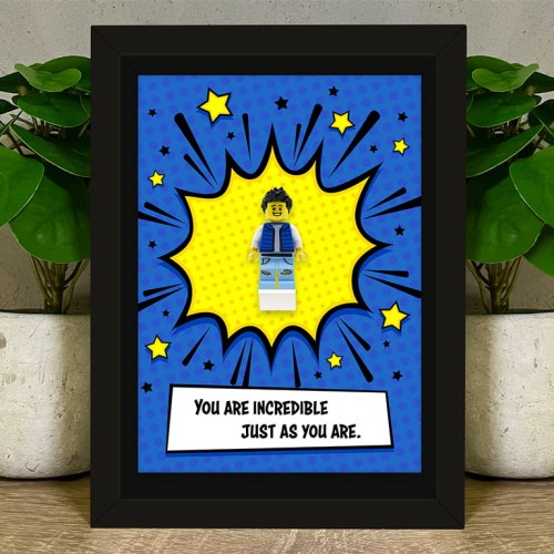 Accéder au produit Figurine personnalisée à partir de pièces LEGO® – Cadre (Fond comic)