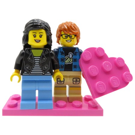 Figurines LEGO® personnalisées couple avec cœur – cadeau personnalisé pour la Saint-Valentin et l’anniversaire