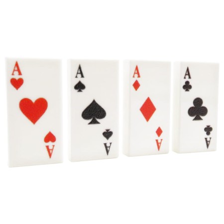 Custom LEGO – Kartenset mit vier Assen – mit personalisiertem Druck auf weißen 1x2 LEGO® Fliesen von Extra Extra Bricks