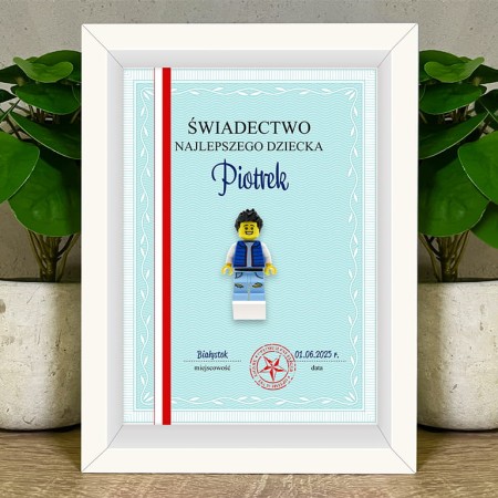 Ramka z personalizowaną figurką z części LEGO  i tłem Świadectwo – prezent na zakończenie roku szkolnego dla ucznia i maturzysty