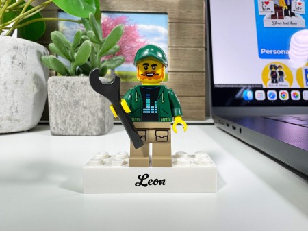 Figurine LEGO® personnalisée mécanicien / bricoleur - exemple de personnalisation 3