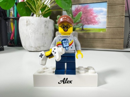 Personalizowana figurka LEGO® jako prezent dla gracza – przykład personalizacji 2
