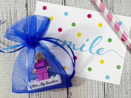 Figurine LEGO® personnalisée Meilleure Petite Amie – emballage cadeau