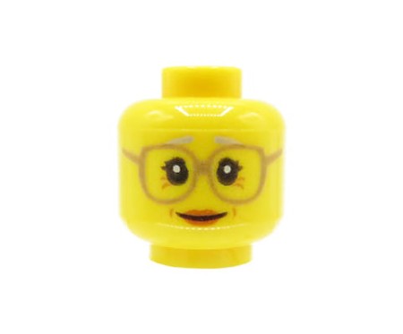 Głowa figurki LEGO w kolorze żółtym, damska, okulary, szare brwi, zmarszczki, brzoskwiniowe usta.