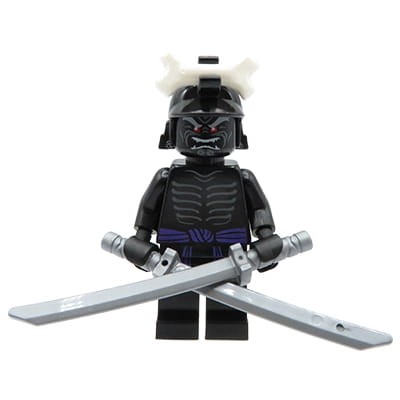 LEGO Ninjago - mini figurka Lord Garmadon w czarnym kasku z kością i dwoma mieczami