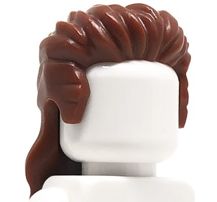 Włosy figurki LEGO męskie, z przodu zaczesane, z tyłu dłuższe.