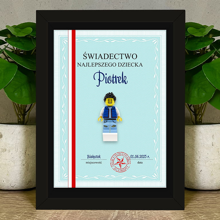 Ramka z personalizowaną figurką z części LEGO  i tłem Świadectwo – prezent na zakończenie roku szkolnego dla ucznia i maturzysty